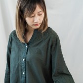 涼爽麻紗緹花排釦大尺碼七分袖上衣(綠色)